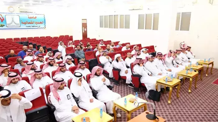 وكيل الجامعة للشؤون الأكاديمية يتفقد سير العملية التعليمية بفرع الجامعة في رفحاء وكيل الجامعة للشؤون الأكاديمية يتفقد سير العملية التعليمية بفرع الجامعة في رفحاء